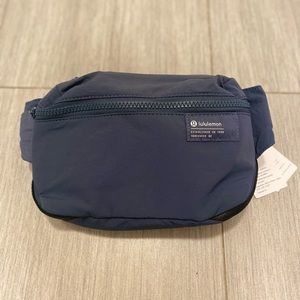 Lululemon Clean Lines Belt Bag